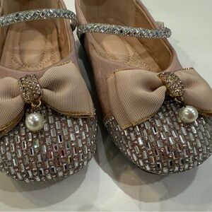 Glamorous Bow and Pearl Embellished Flats LIKE NEW , no box